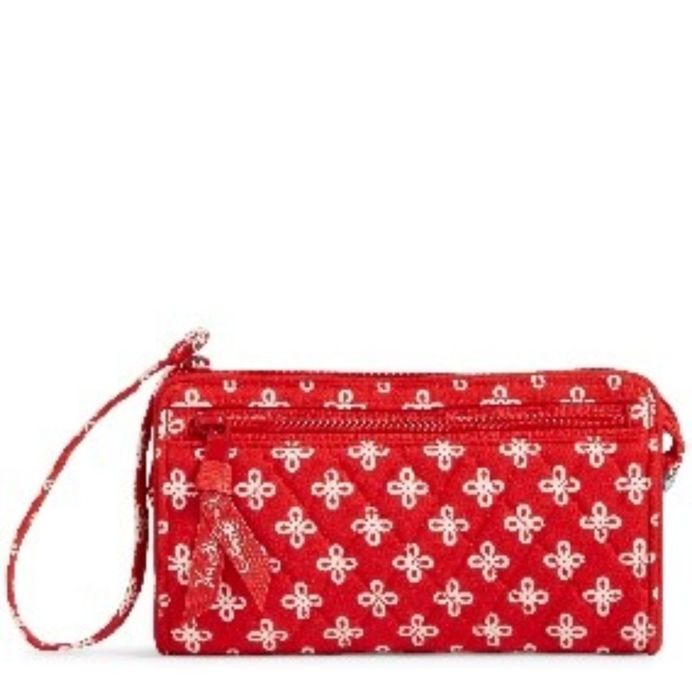 Vera Bradley Front Zip Wristlet in Red/White